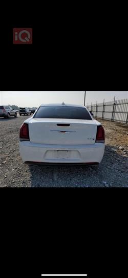كرايسلر 300